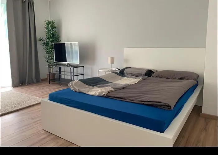 3 Bedrooms Queensize *